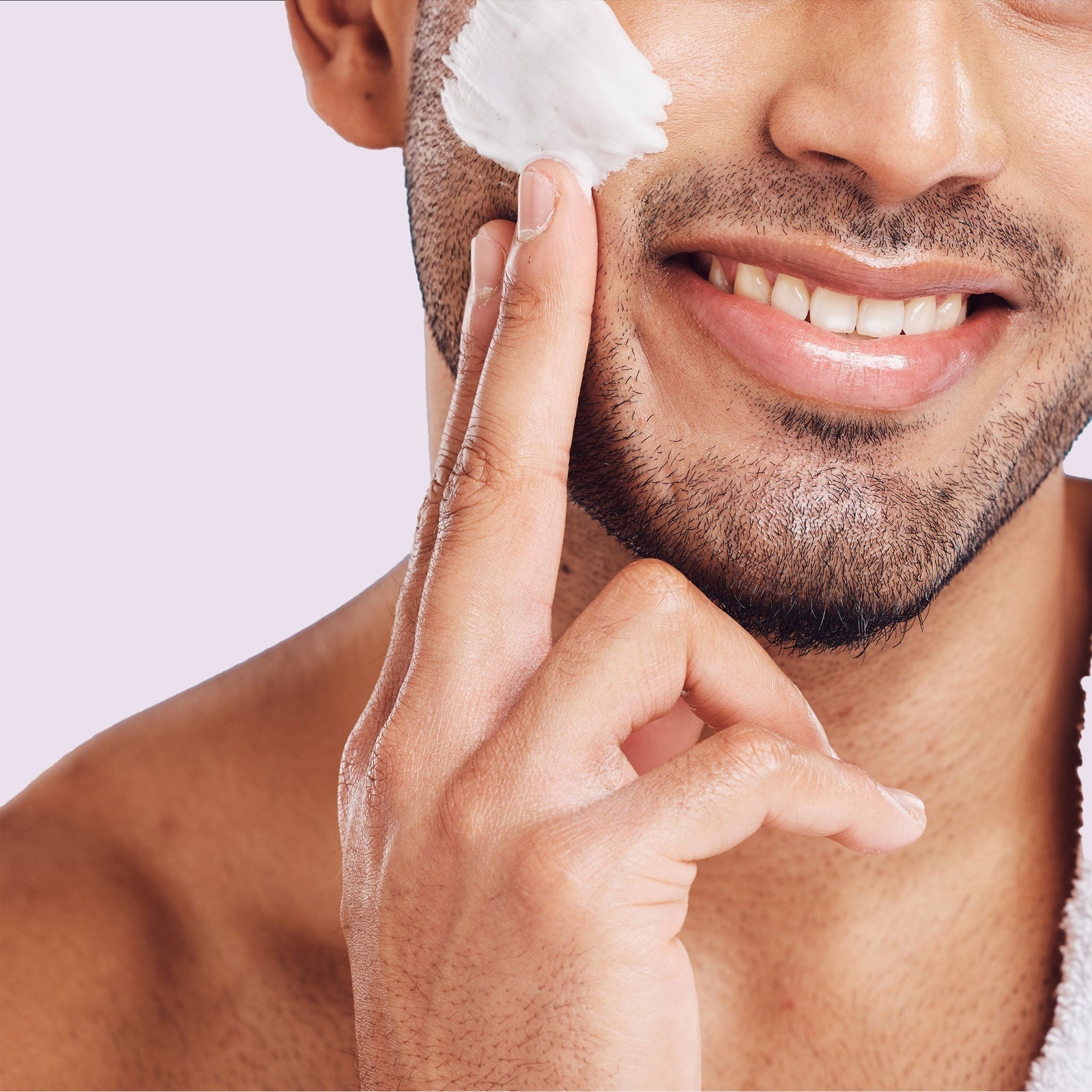 With a confident smile and purposeful touch, this modern grooming moment reflects Exoceuticals®’ mission: efficient, high-performance skincare for men who move.